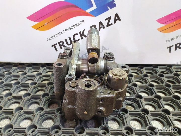 1732002 Вал рокера Daf XF105