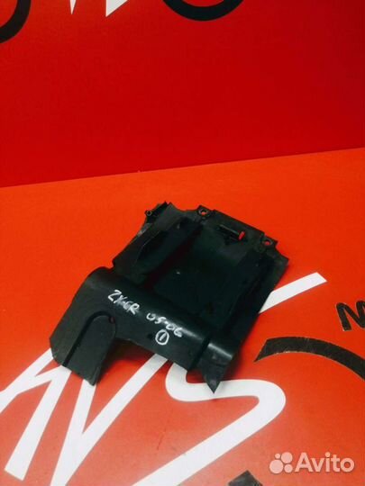 Пластик подрамника Kawasaki ZX-6R 05-06