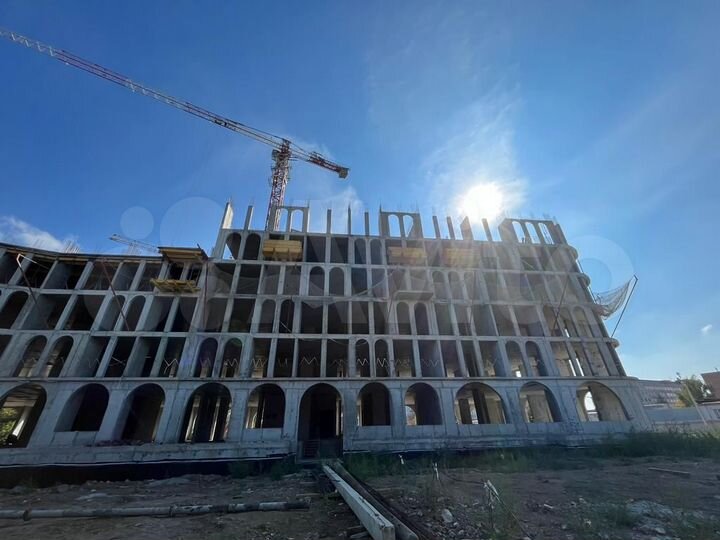 2-к. квартира, 70 м², 8/17 эт.
