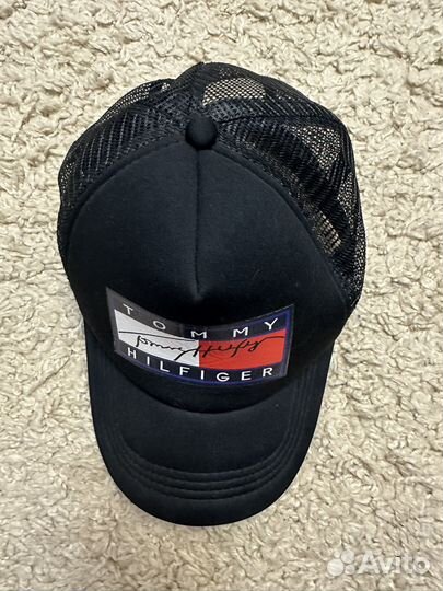 Кепка женская tommy hilfiger черная