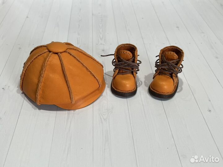 Кепка и ботинки для куклы paola reina