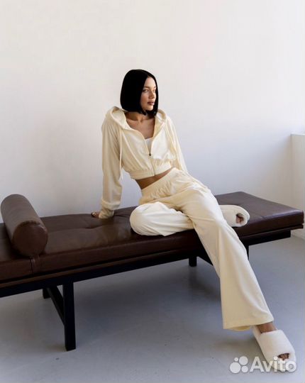 Спортивный костюм женский новый