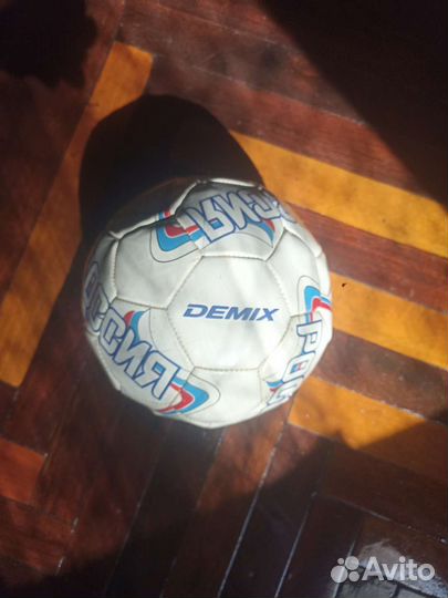 Футбольный мяч demix