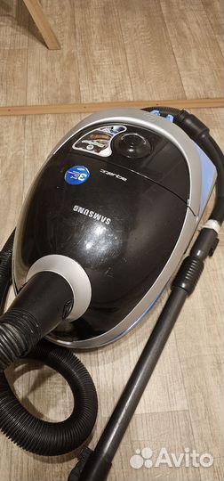 Пылесос Samsung Aquatic