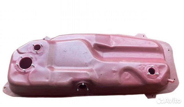 Бак бензобак Mitsubishi Delica