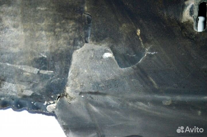 Крыло переднего моста, заднее правое volvo FH (01