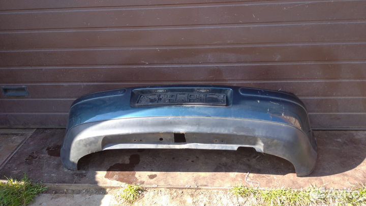 Задний бампер Volkswagen Golf 4 1J6807521