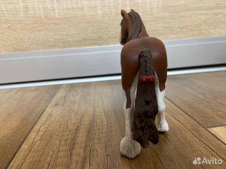 Клейдесдальская кобыла Schleich
