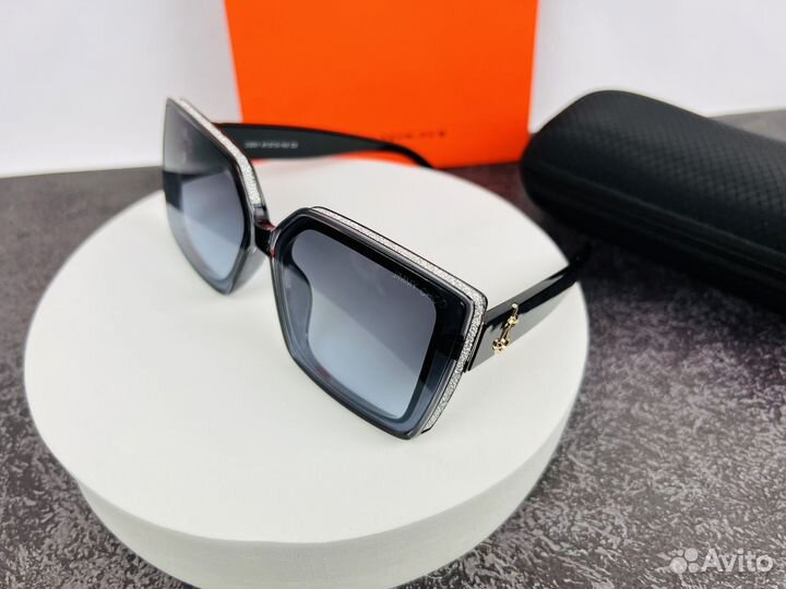 Солнцезащитные очки Jimmy Choo