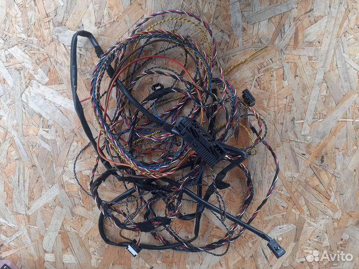 Проводка усилителя Logic 7 на BMW 7 E65 / E66