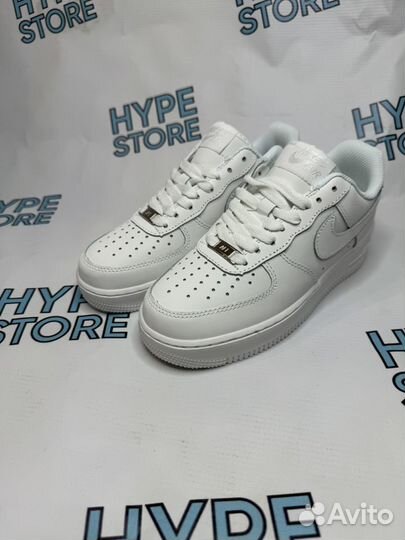 Кроссовки Nike Air Force 1