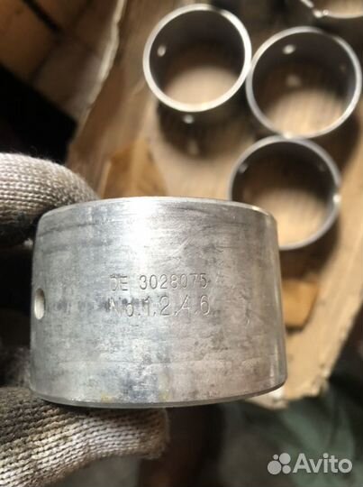 Комплект вкладышей распредвала M-3801106