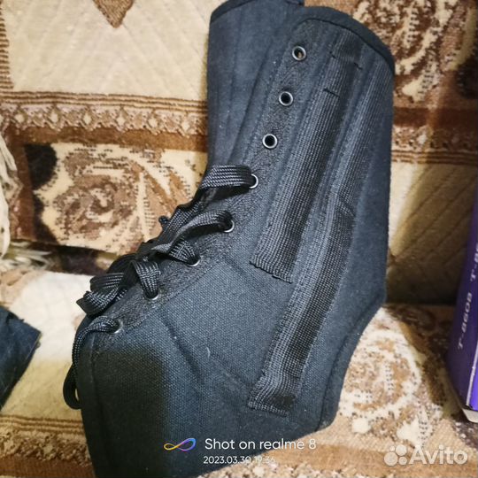 Бандаж(компрессионный на голеностопный сустав)