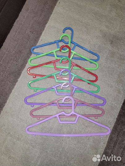 Вешалки плечики 40-42 и 44-46