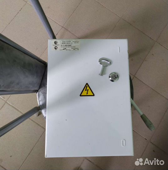 Ящик силовой с рубильником
