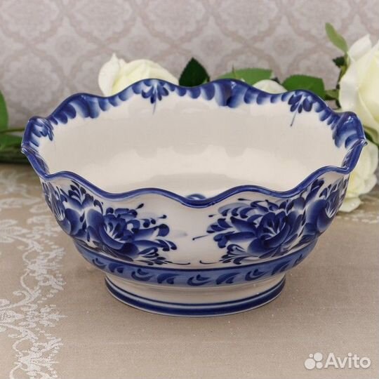 Салатник 'Семья', большой, 21x21x13 см, гжель