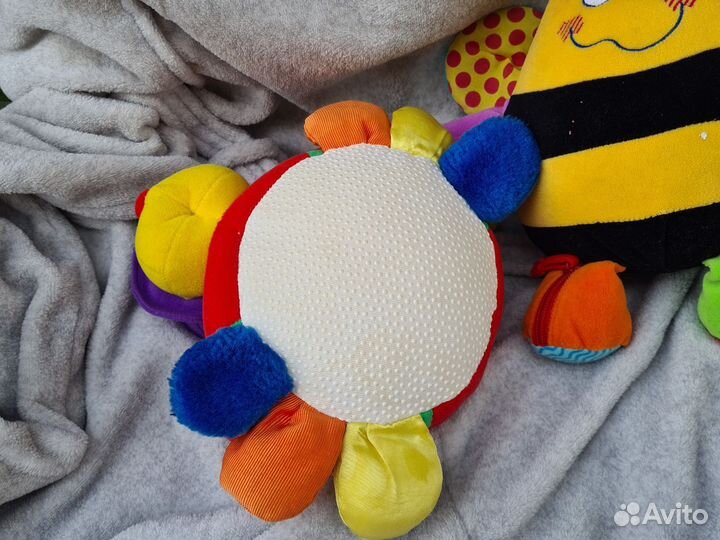 Развивающие мягкие игрушки пчела и божья коровка