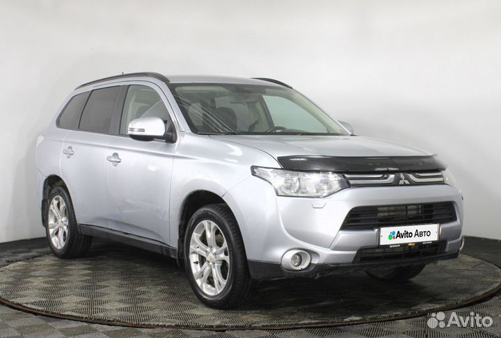 Mitsubishi Outlander 2.4 CVT, 2012, 252 920 км