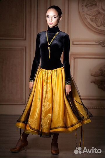 Костюм для бальных танцев