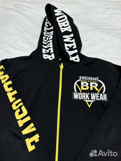 Спортивный костюм