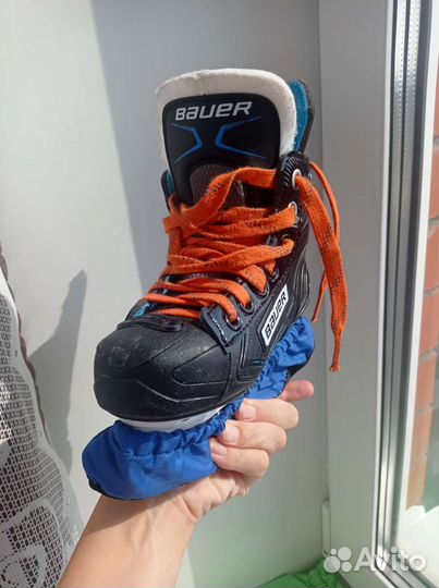 Хоккейные коньки bauer