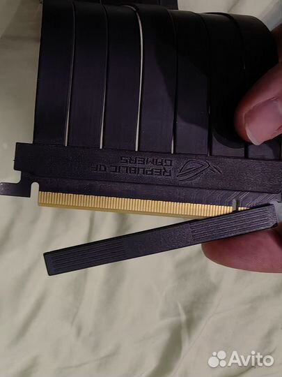 Райзер Asus RS200 ROG strix riser