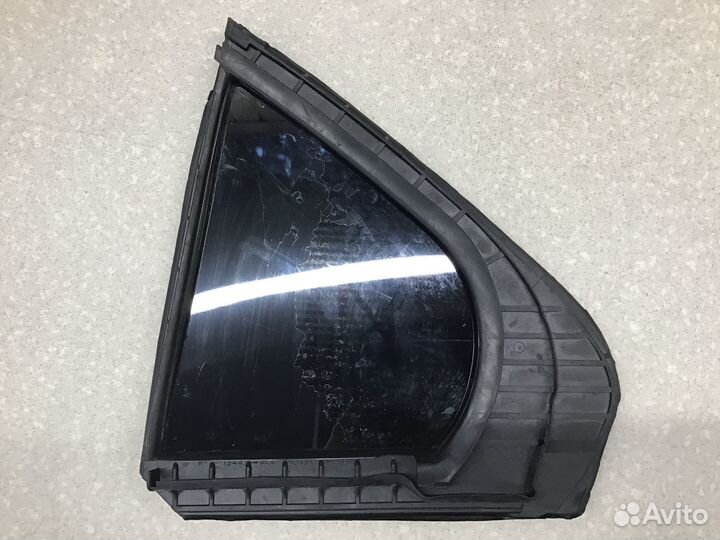 Стекло двери задней правой Honda Accord VII 2003-2