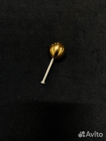 Латунная ручка Шар 