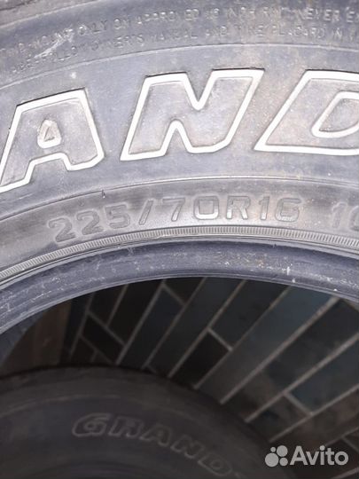 Dunlop Grandtrek AT3 225/70 R16