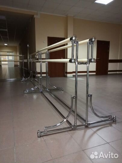 Балетный станок переностной