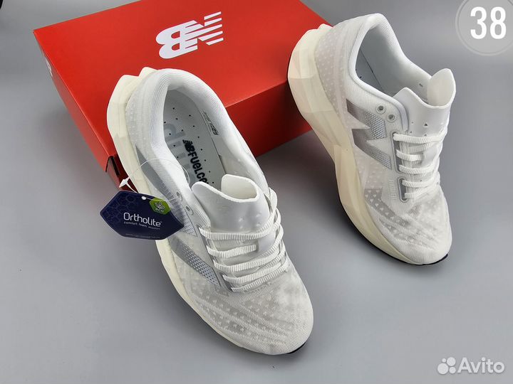 Кроссовки женские new balance elite v4