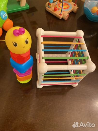 Развивающие игрушки для малышей