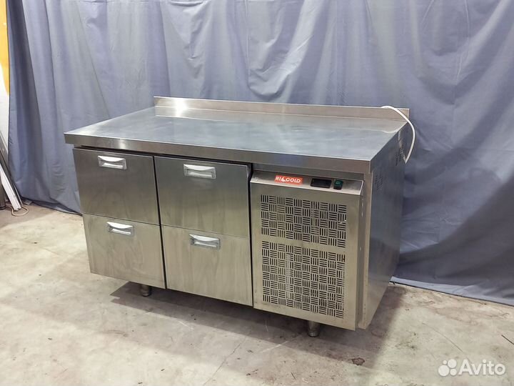 Холодильный стол