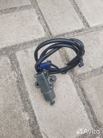 Датчик подножки Yamaha YZF-R6 Ямаха р6