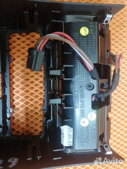 Накладка в салоне Audi A6 C7 4G cgwb 2012