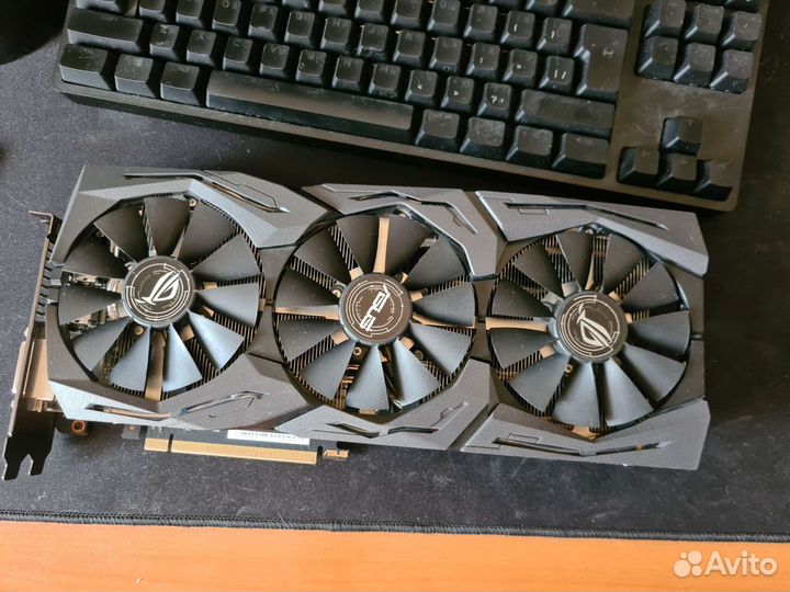 Asus GeForce GTX 1080 Ti strix (не исправна)