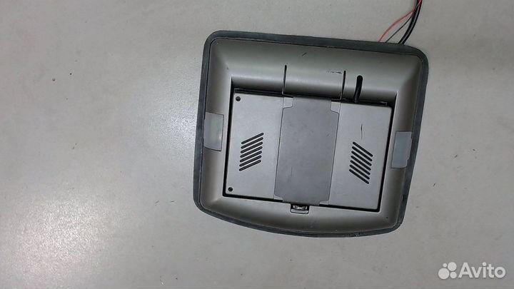 Дисплей мультимедиа Toyota Sequoia, 2001