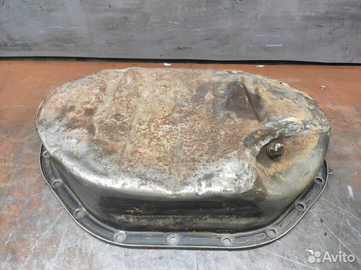 Масляный поддон Mercedes m110