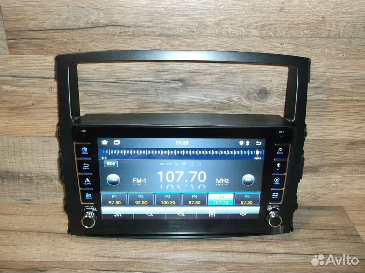 Магнитола штатная 2DIN Mitsubishi Pajero IV