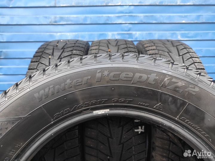 Hankook Winter I'Cept IZ2 215/65 R17 99H