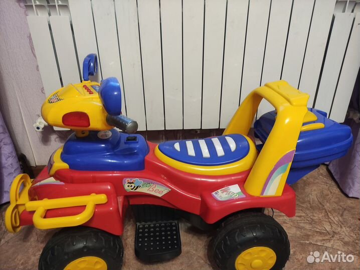 Детский электромобиль