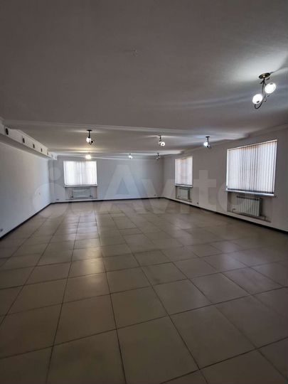 Свободного назначения, 100 м²