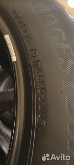 Bridgestone Blizzak DM-V2 235/55 R19 105T