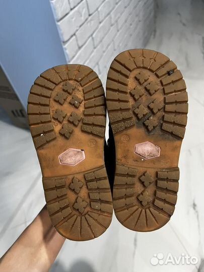 Ботинки для девочки 26