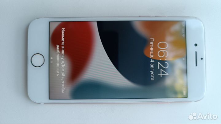 Телефон iPhone 7