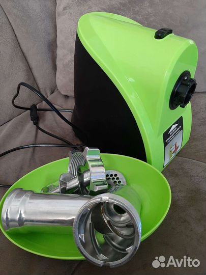 Мясорубка электрическая Vitek VT-3614G