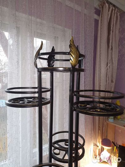 Подставка под цветы