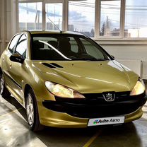 Peugeot 206 1.4 AT, 2004, 244 000 км, с пробегом, цена 319 000 руб.