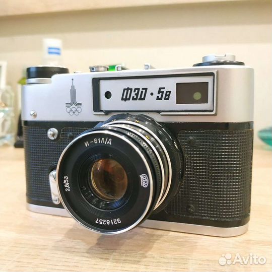 Фотоаппарат фэд 5в, экспонометр Ленинград 2