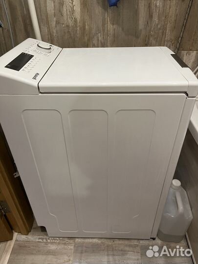 Стиральная машина с вертикальной загрузкой